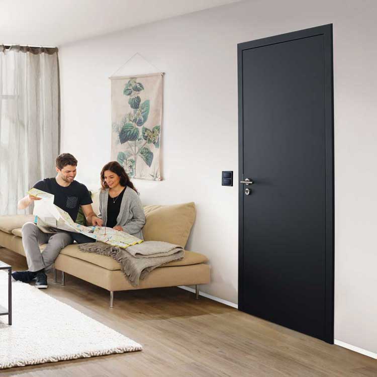 alt="Hörmann Innentüren schwarz"